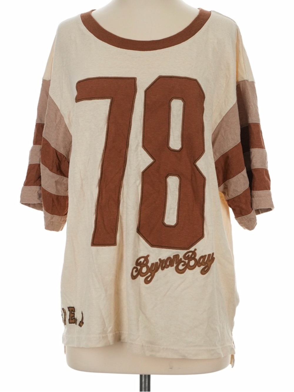 RARE Spell and the Gypsy Collective Homecoming oversized biker tee
Size Small - Picture 6 of 13